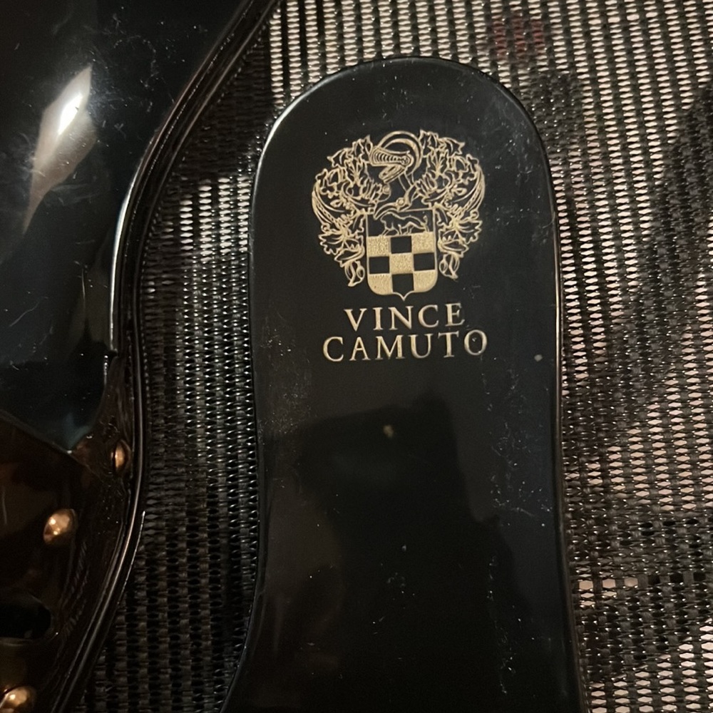 Vince Camuto Slides View 2